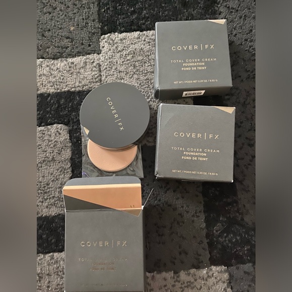 Cover FX Cream Foundation - Picture 4 of 4